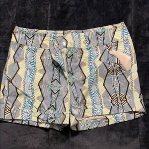 Cute patterned shorts!
